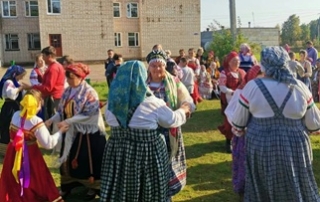Коллектив "Супрядочки" принял участие в фольклорном фестивале имени Ольги Сергеевой